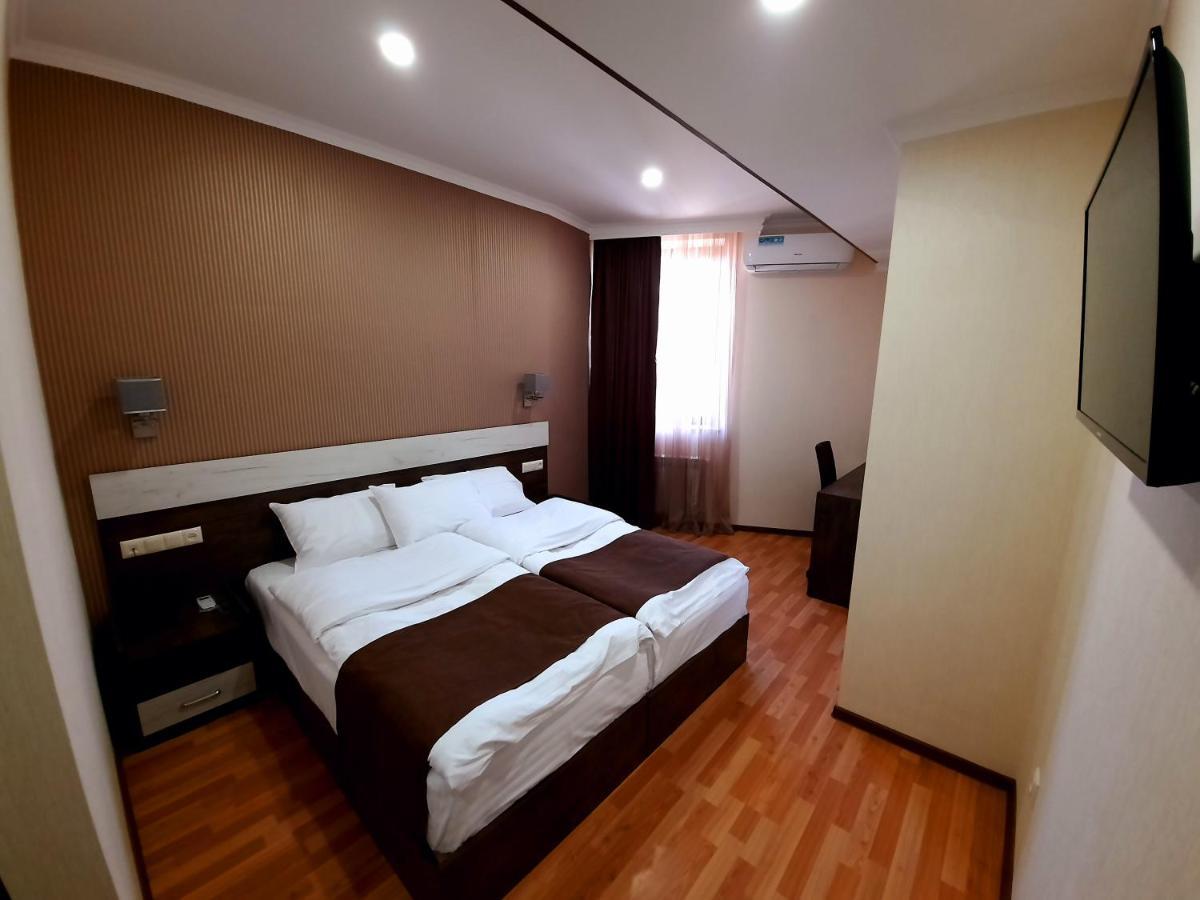 Cherry Garden Boutique Hotel Yeghegnadzor Zewnętrze zdjęcie